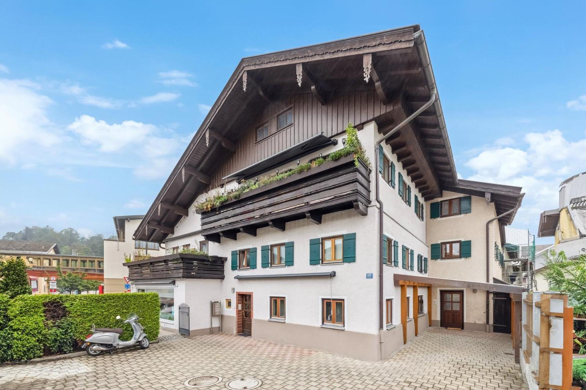 Casa Primavera - Grosse Stadtvilla Im Zentrum Miesbachs Kültér fotó
